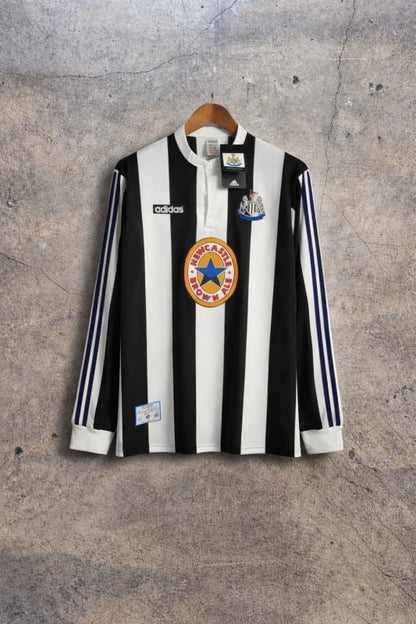 Newcastle 1995/96 Home Shirt