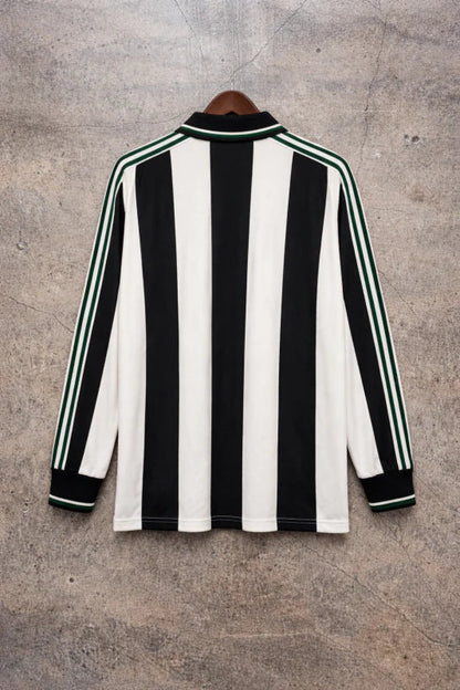 NewCastle 2024/2025 Retro Shirt