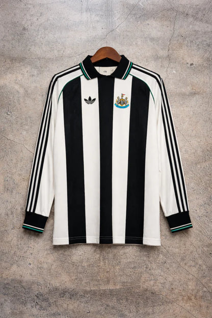 NewCastle 2024/2025 Retro Shirt