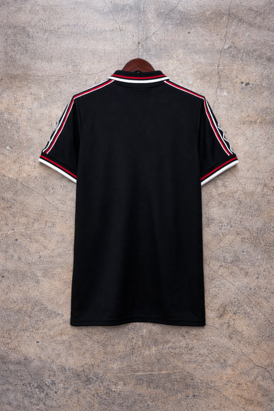 Manchester United 1998/1999 Alternative Shirt