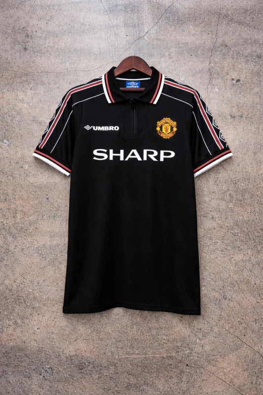 Manchester United 1998/1999 Alternative Shirt